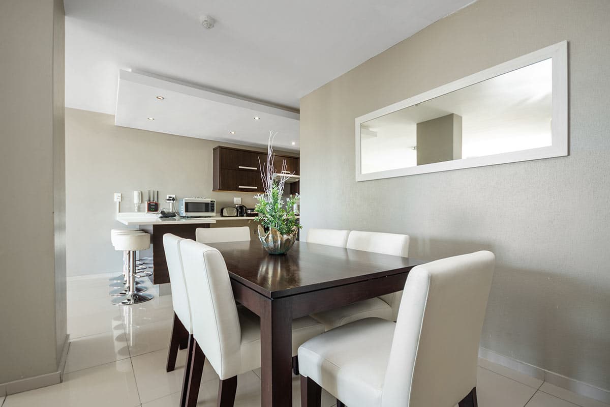 Three Bedroom Deluxe Suite – photo 6