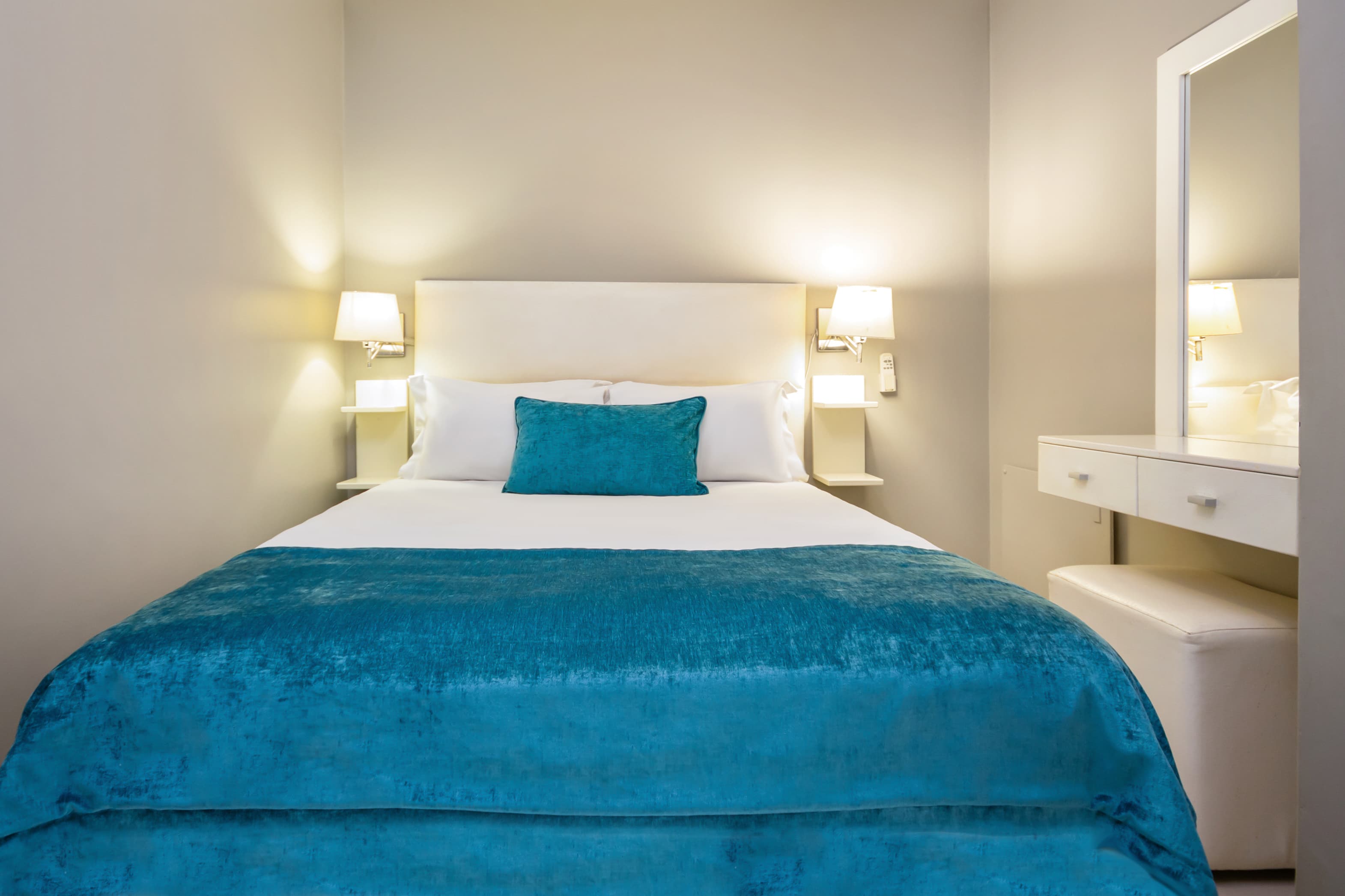 Two Bedroom Double Suite – photo 9