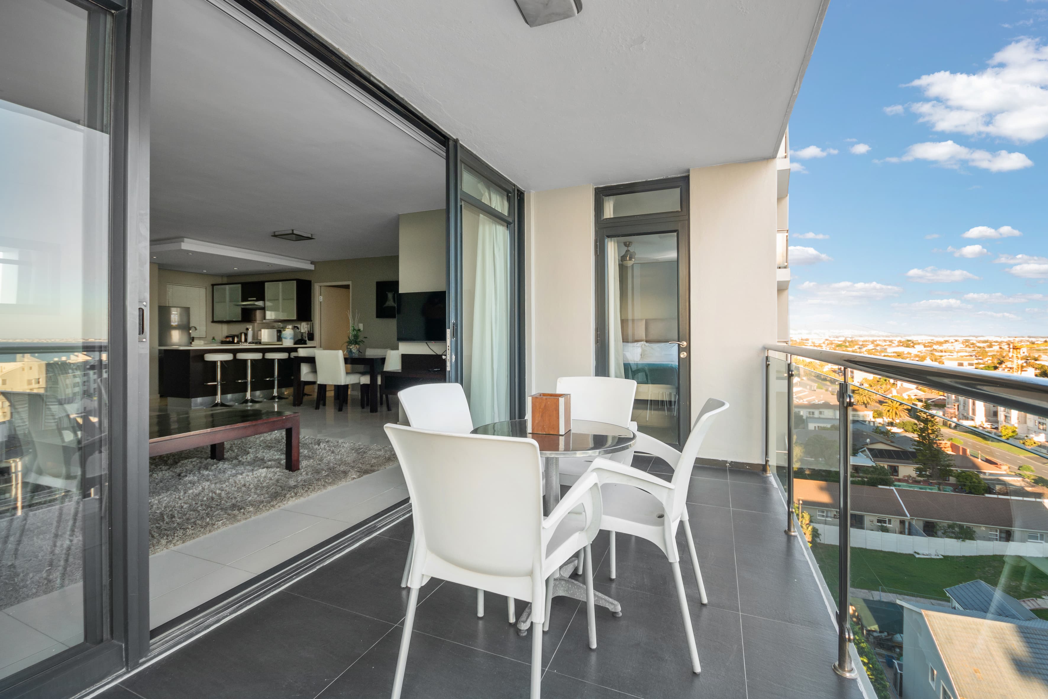Two Bedroom Luxury Suite – photo 17