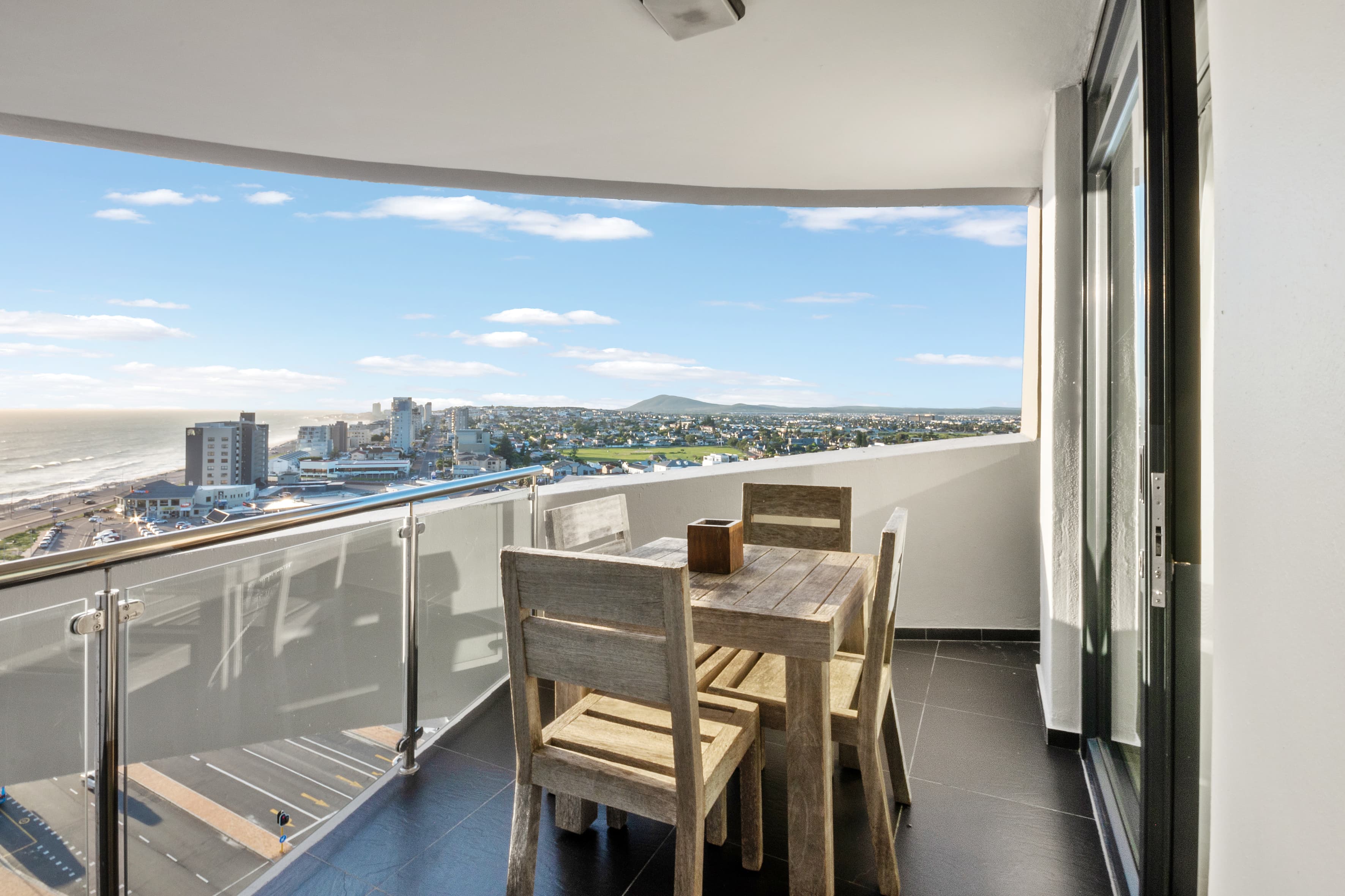 Three Bedroom Suite – photo 15