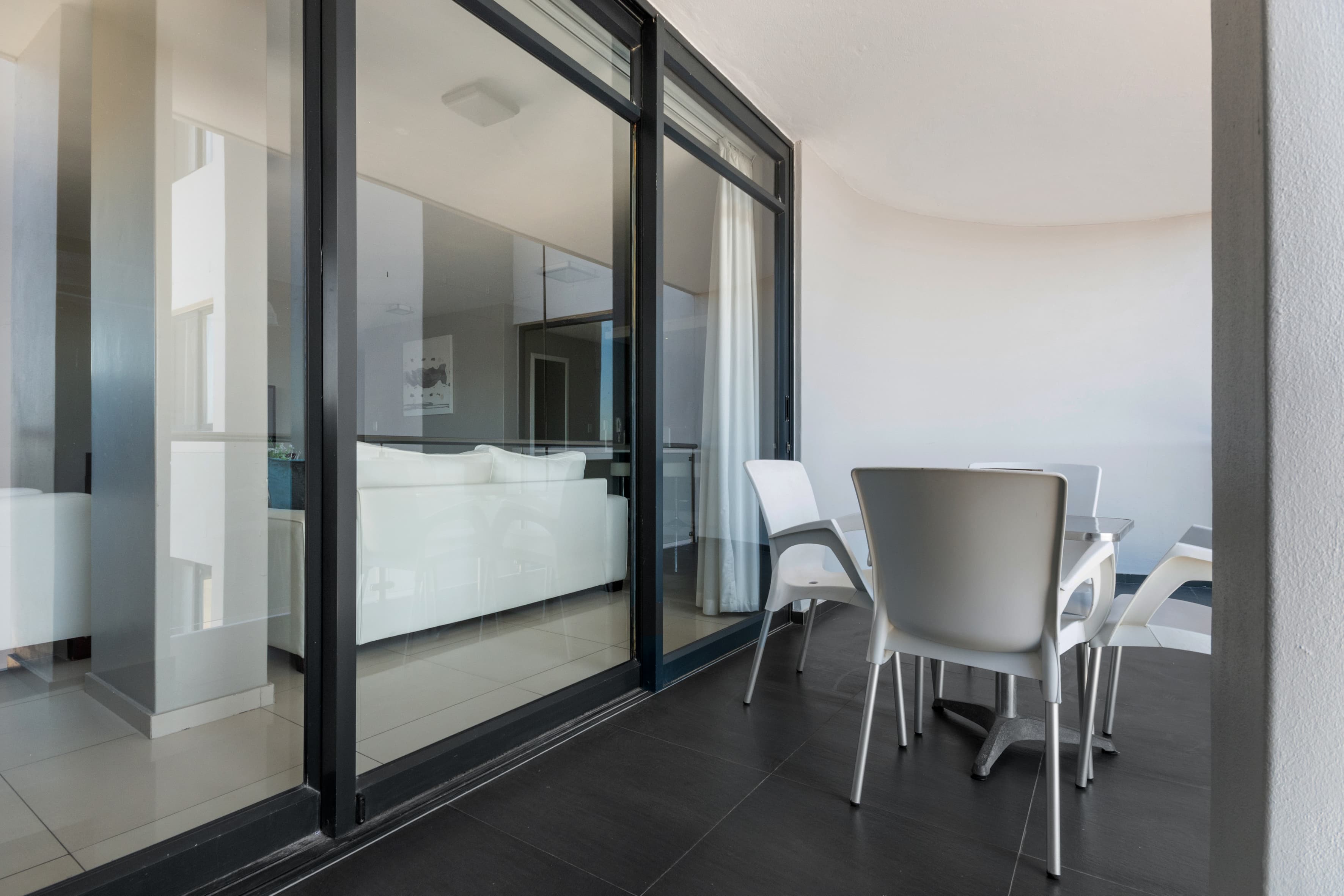 Three Bedroom Deluxe Suite – photo 19