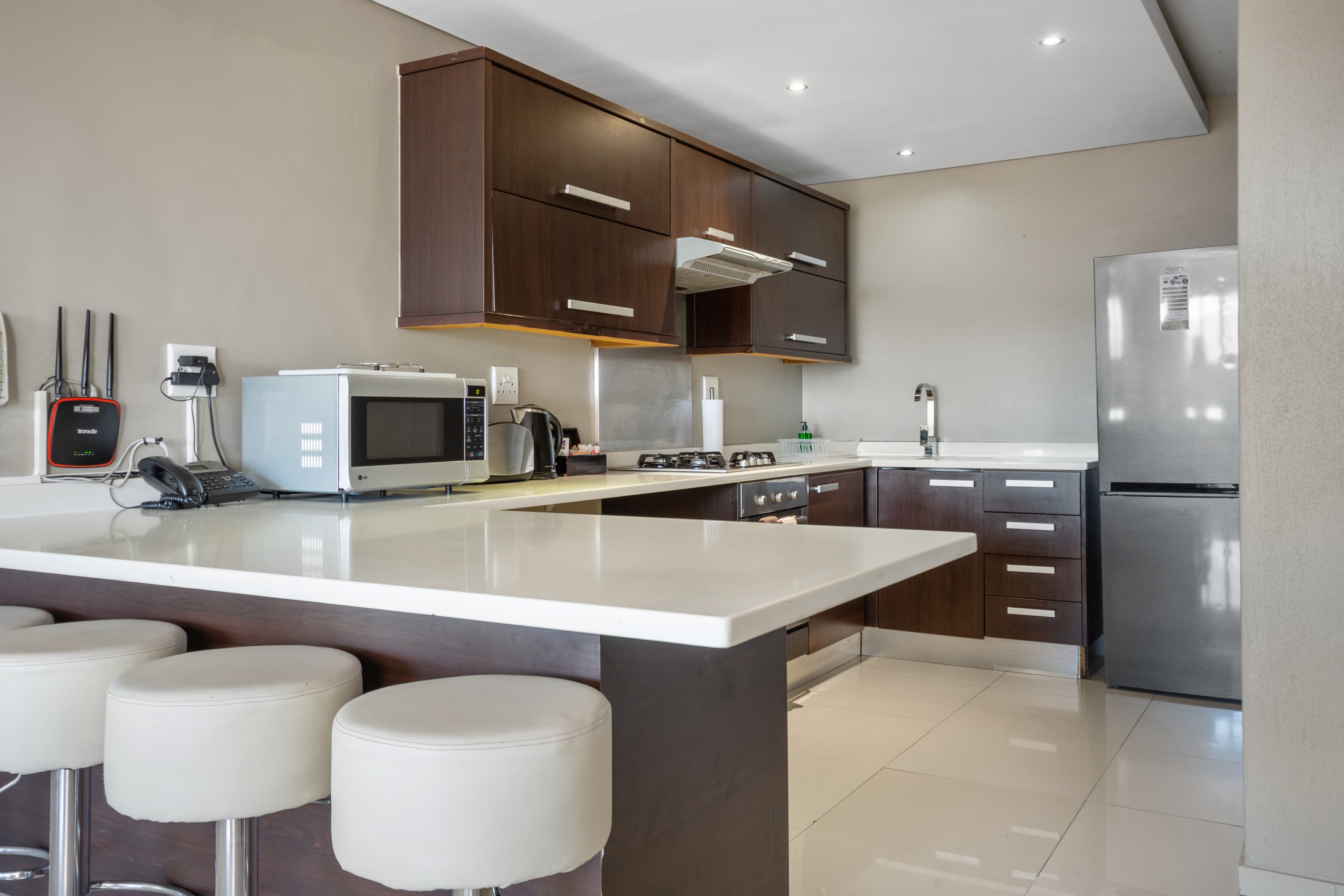 Three Bedroom Deluxe Suite – photo 7