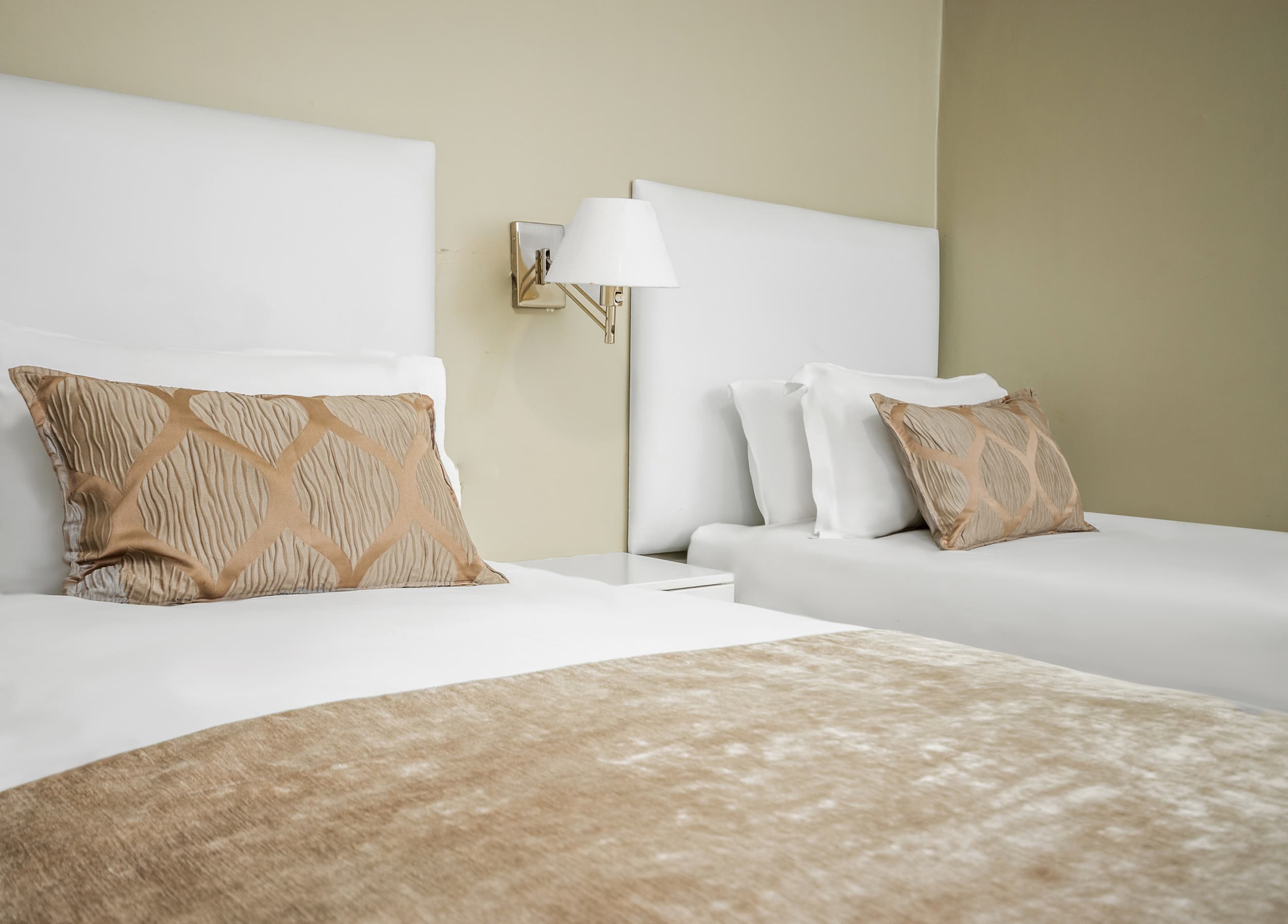 Three Bedroom Premium Suites – photo 12