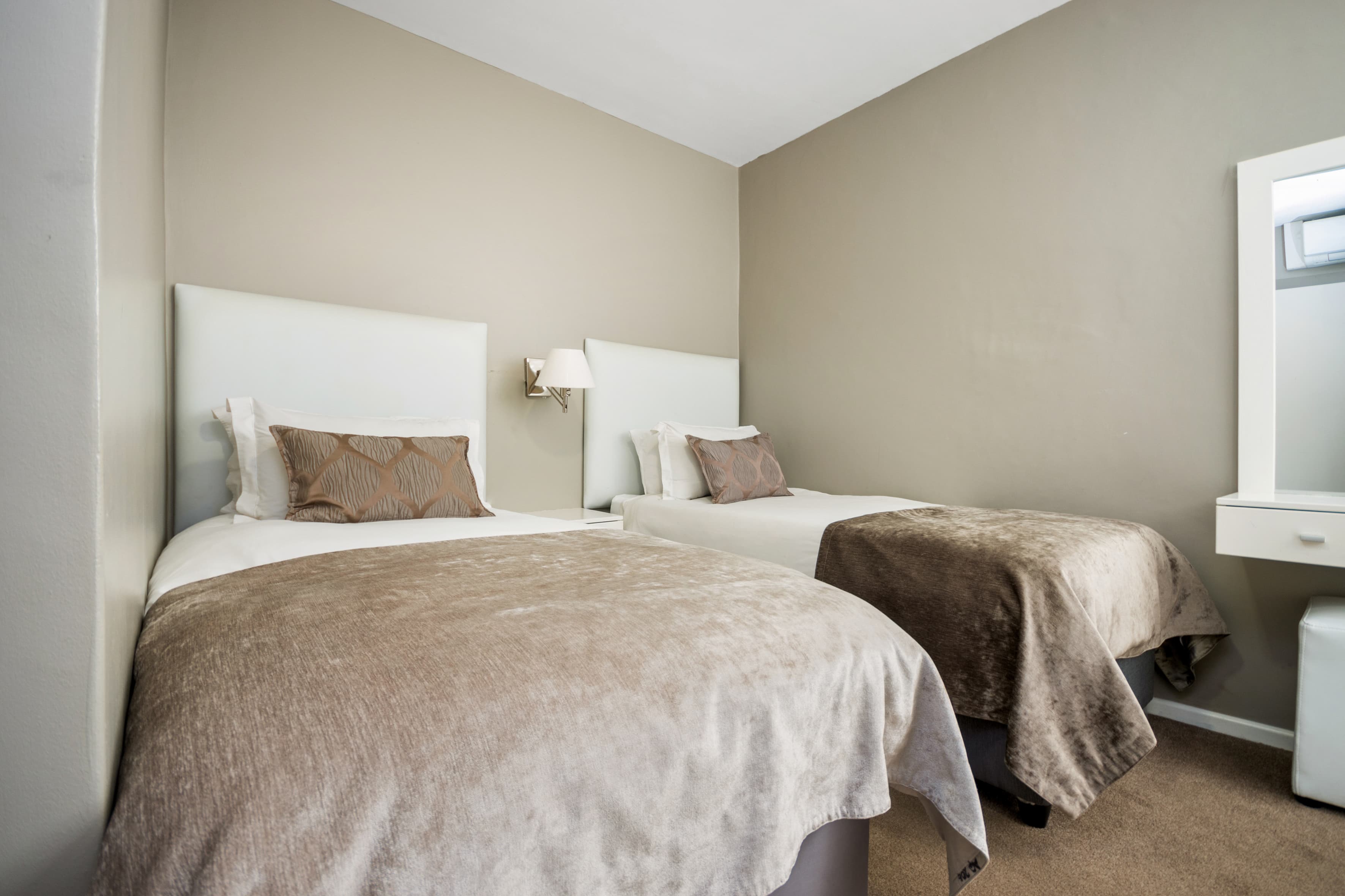 Three Bedroom Premium Suites – photo 13